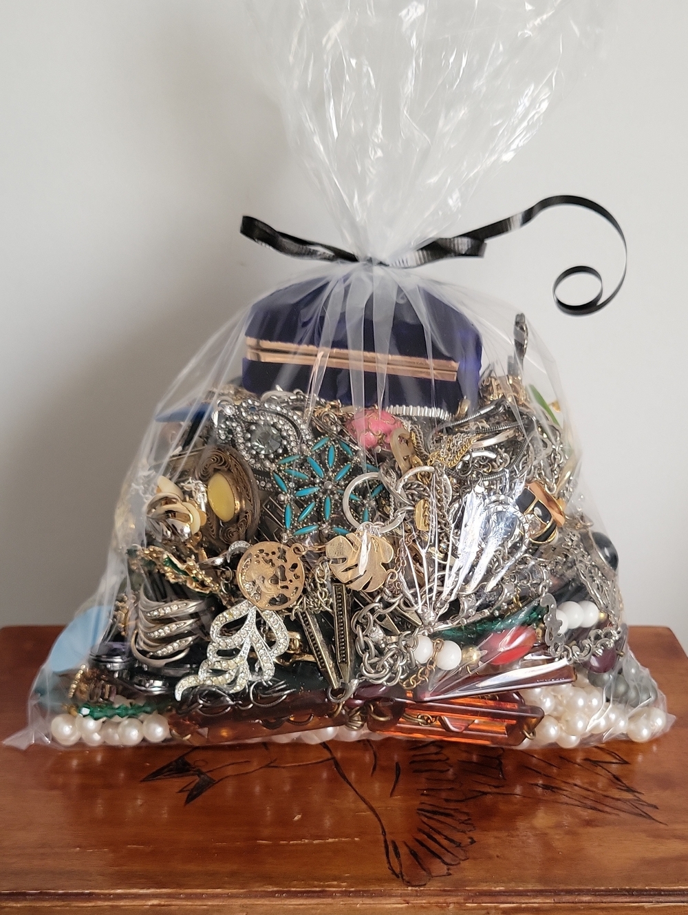 Mixed Mystery Bag Of Costume Jewelry 4lbs